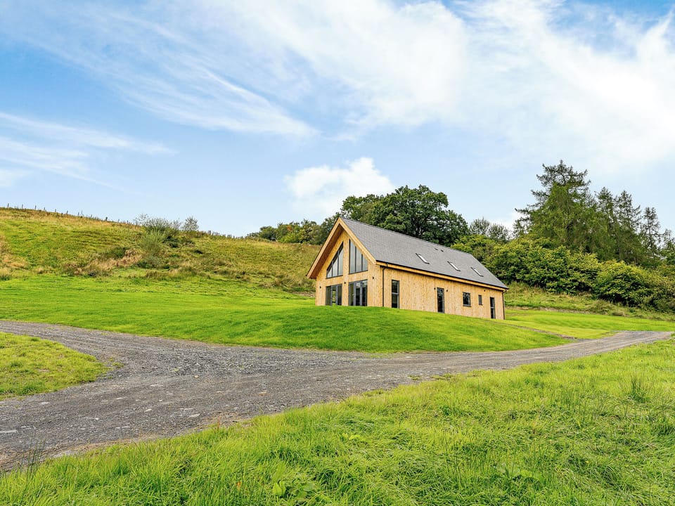 Exterior | Coed y Pentre, Carno