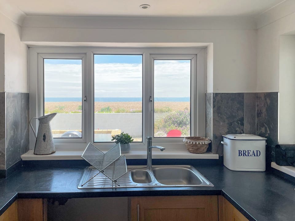 Kitchen | Watersedge House, Hayling Island