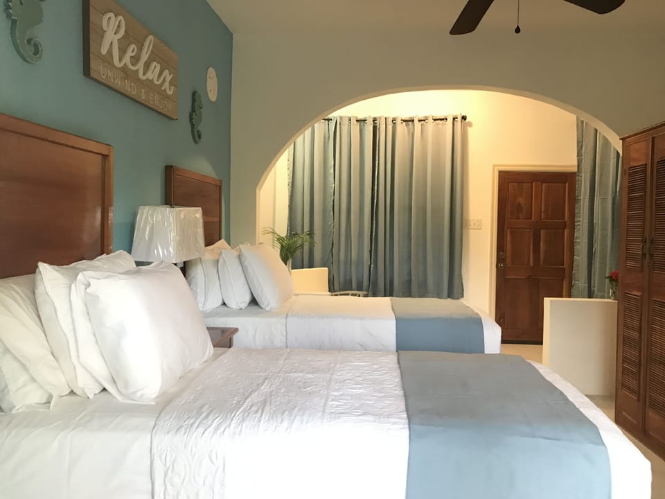 Deluxe Twin Room | Premium bedding, pillowtop beds, blackout drapes