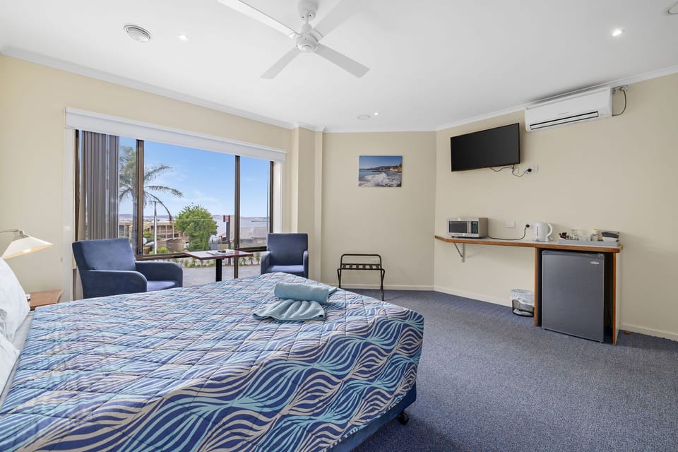 Deluxe Room | Free WiFi, bed sheets