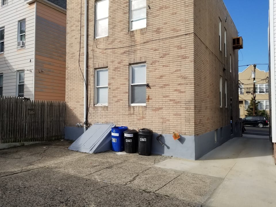 Beware: the driveway (pictured between the two houses) is narrow.