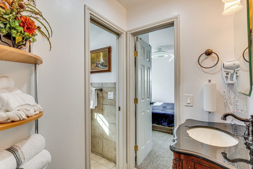 En-Suite Bathroom | Hair Dryer