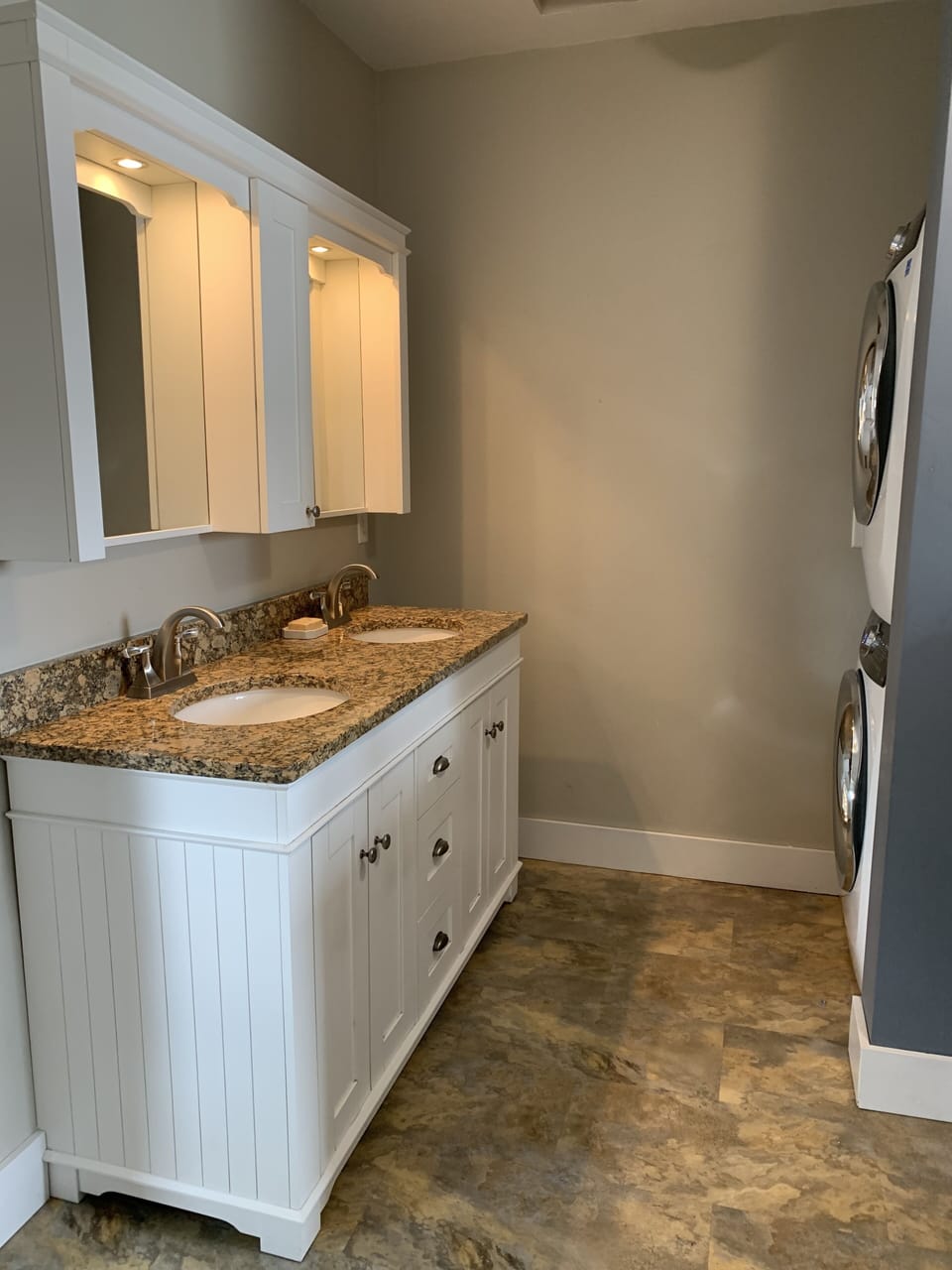 Second Floor Full Bath with Washer/Dryer