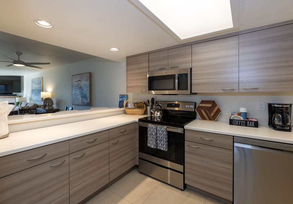 Kitchen-high top bar