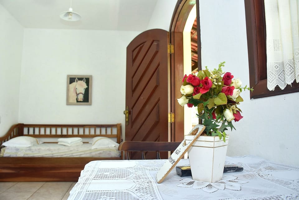 Basic Room | Minibar, desk, free WiFi, bed sheets