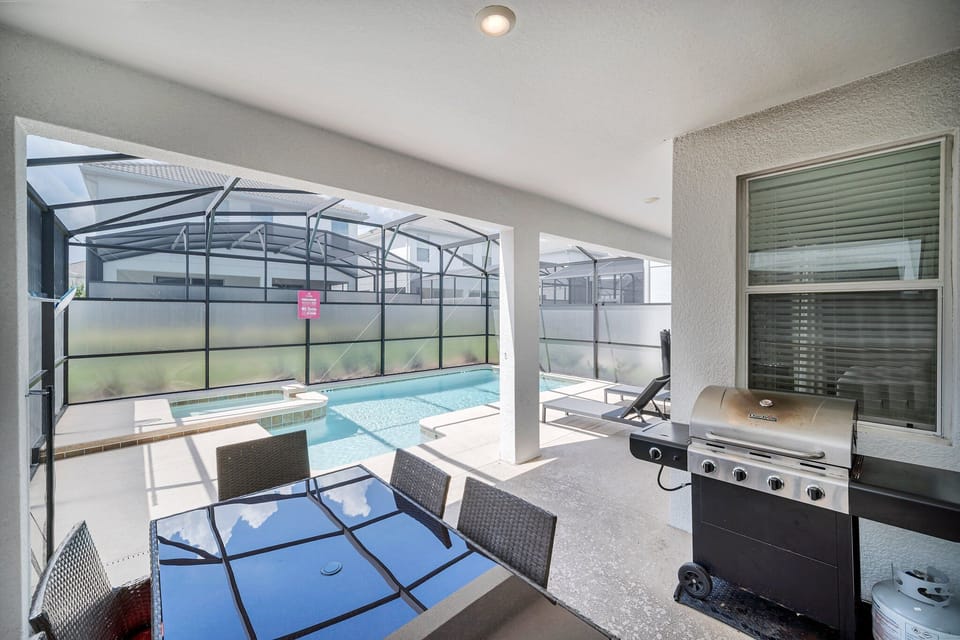 House (6 Bedrooms) | Property amenity