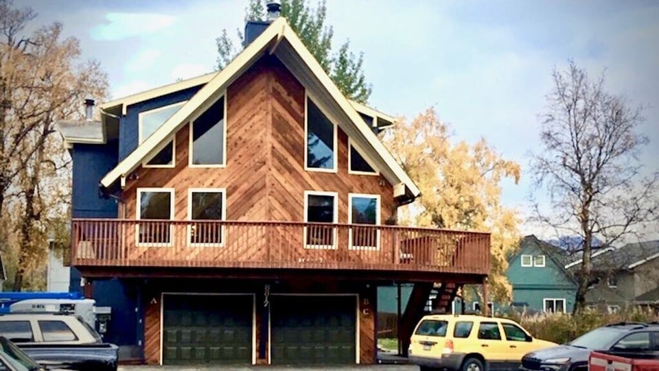 Exterior Front Close
