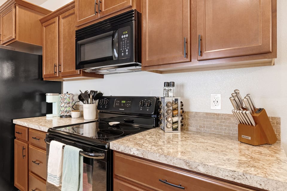 We have everything you need to cook up your best home-made dishes!