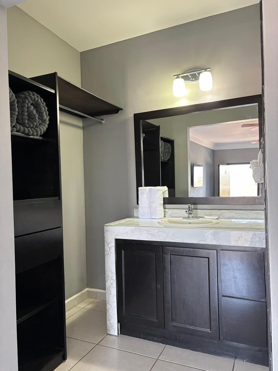 Basic Double Room | Free WiFi, bed sheets