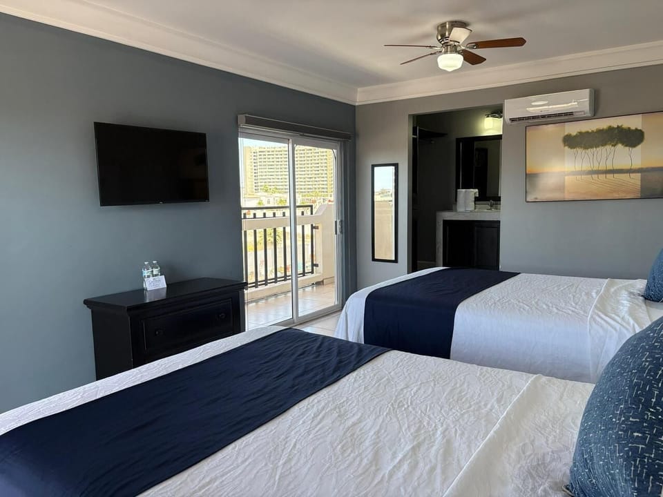 Basic Double Room | Free WiFi, bed sheets