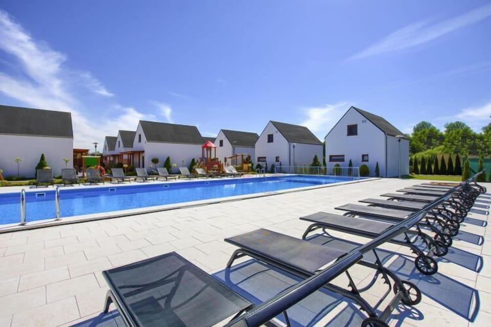 Holiday Home Swimming Pool