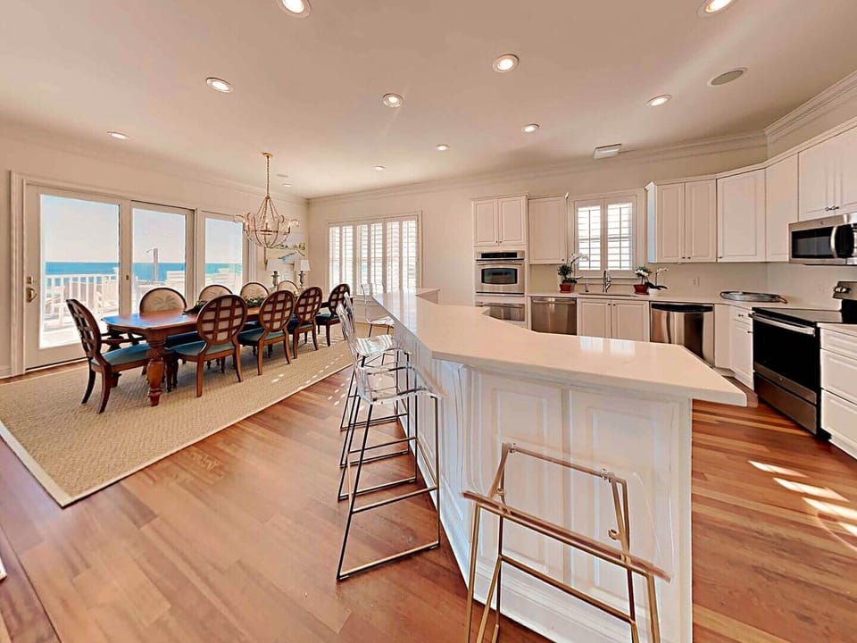 Kitchen Bar 