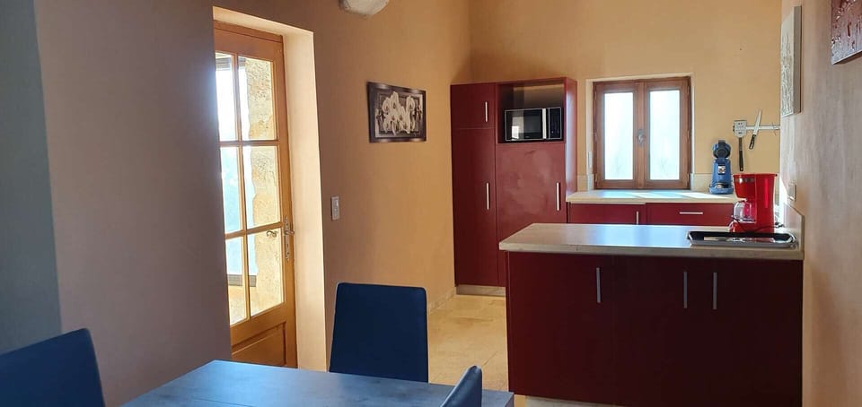 House, 5 Bedrooms (Jade) | Private kitchen | Fridge, microwave, oven, stovetop