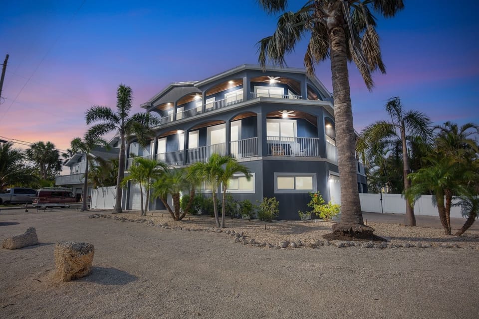 View of Seas The Day