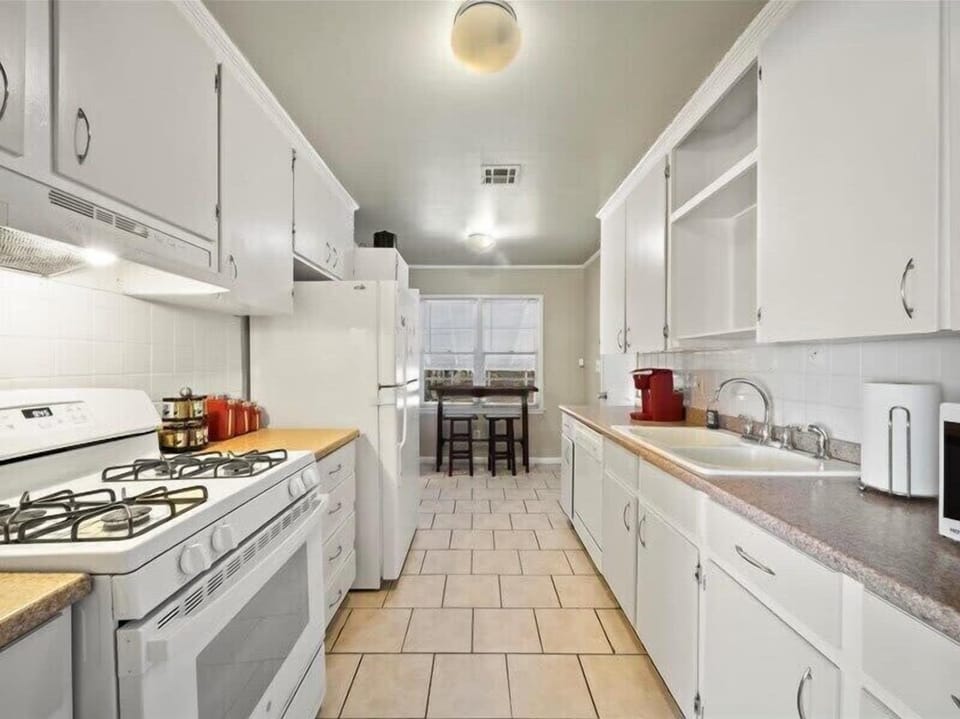 Large Kitchen