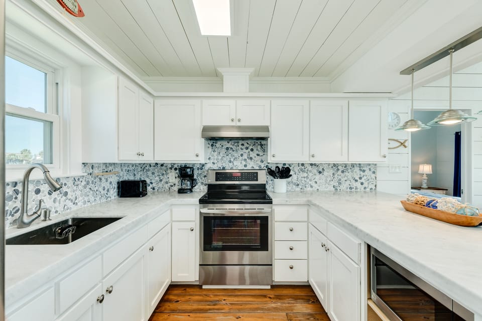 Fully equipped kitchen with stainless steel appliances
