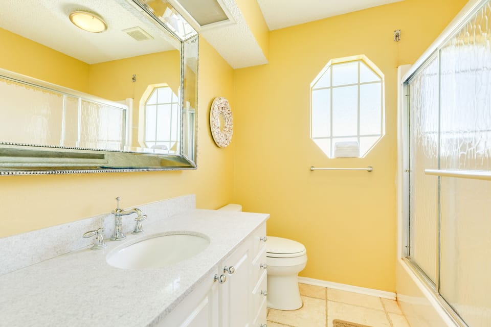 Second bathroom with tub & shower combo
