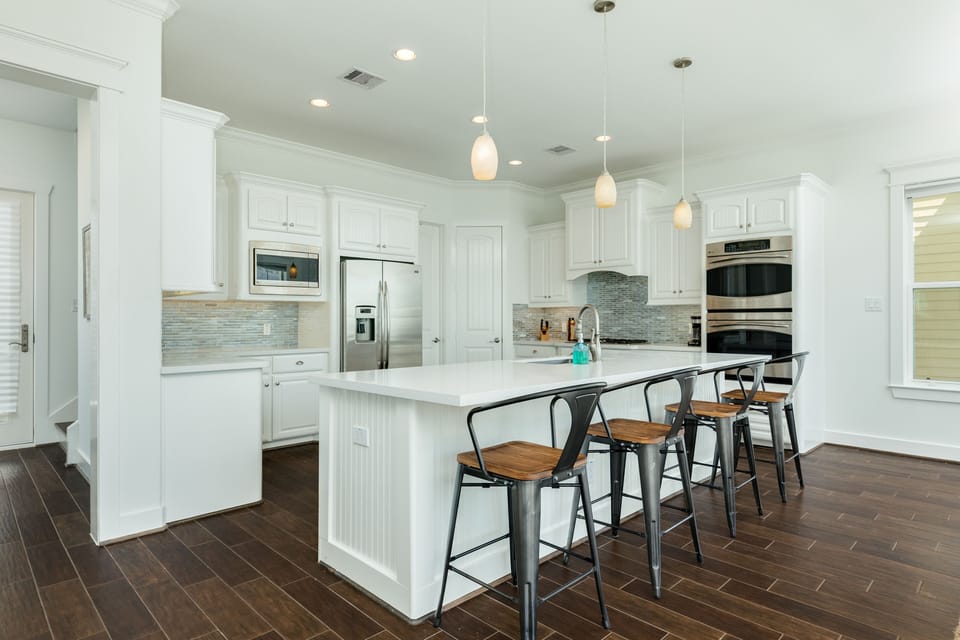 Grab a quick bite or serve meals at the large kitchen island