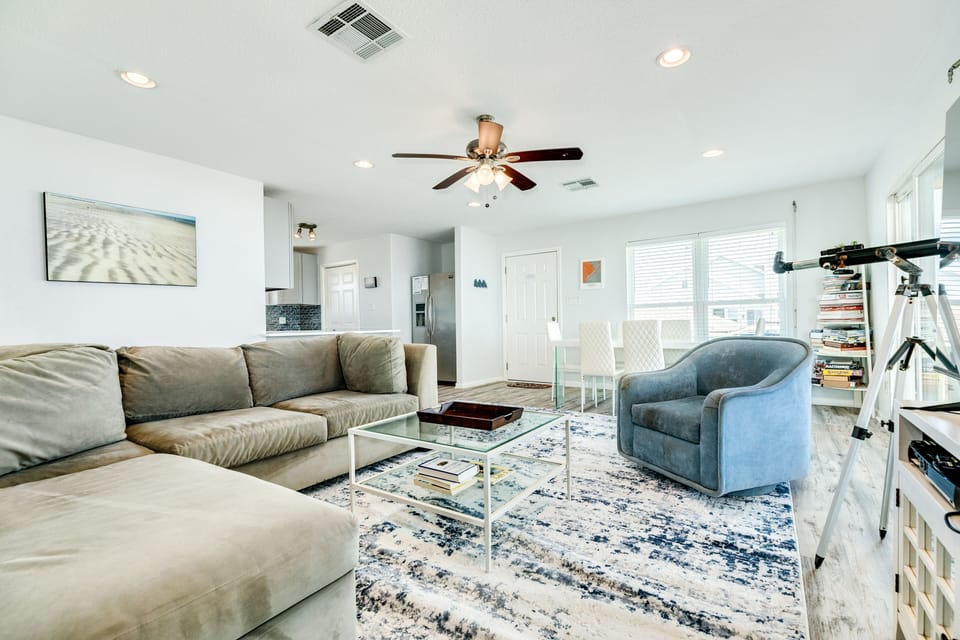 Plenty of windows brighten up the main level living area