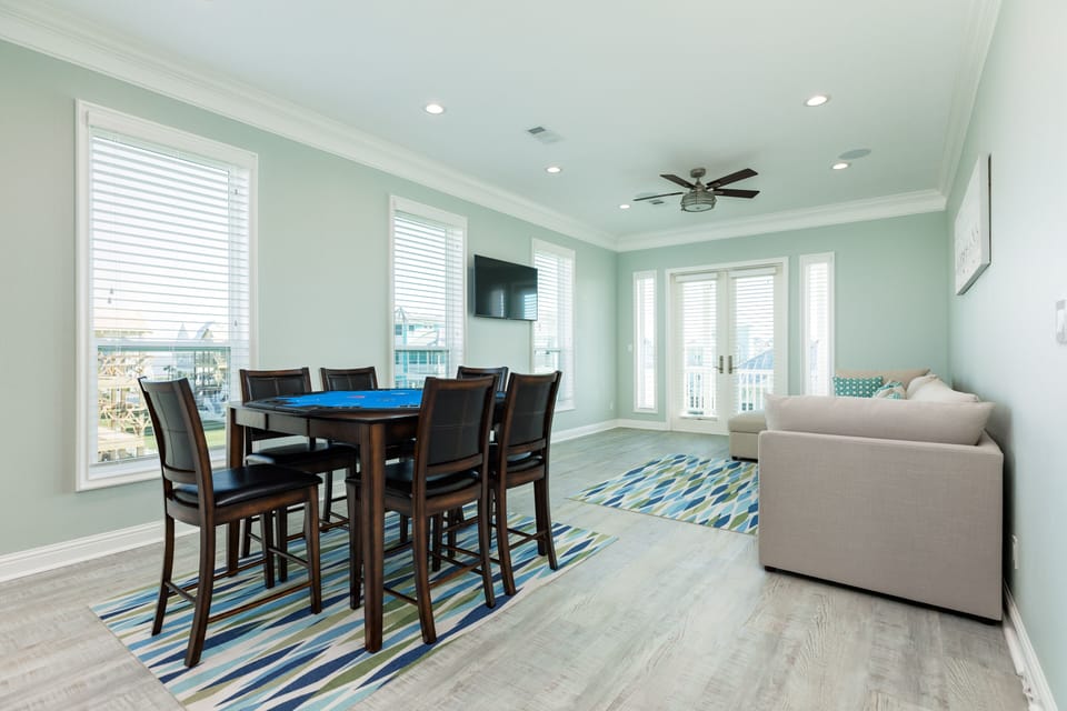 Second living area on Upper level with deck access