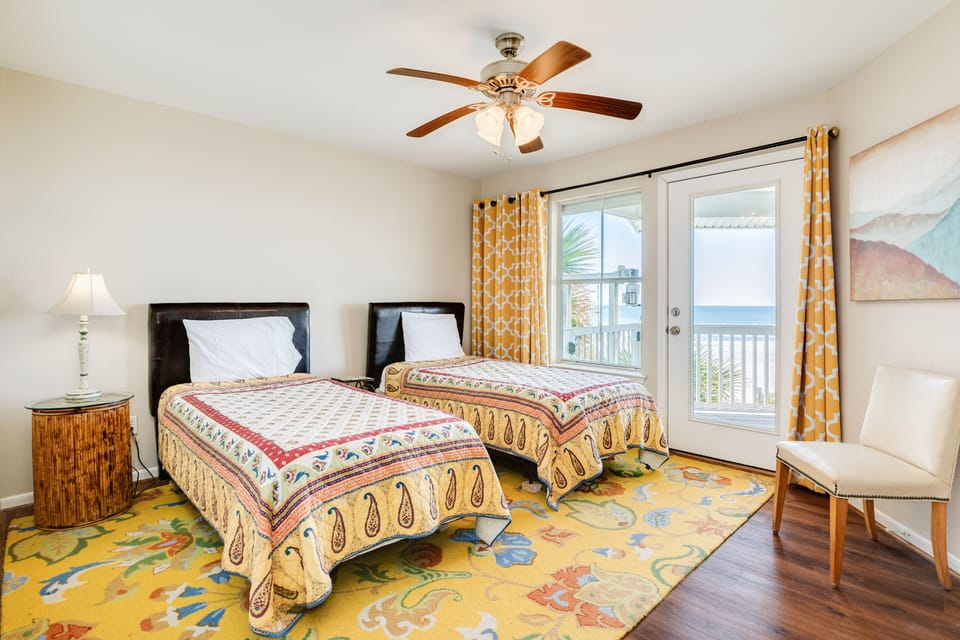 Two Twin beds, Upper level with deck access