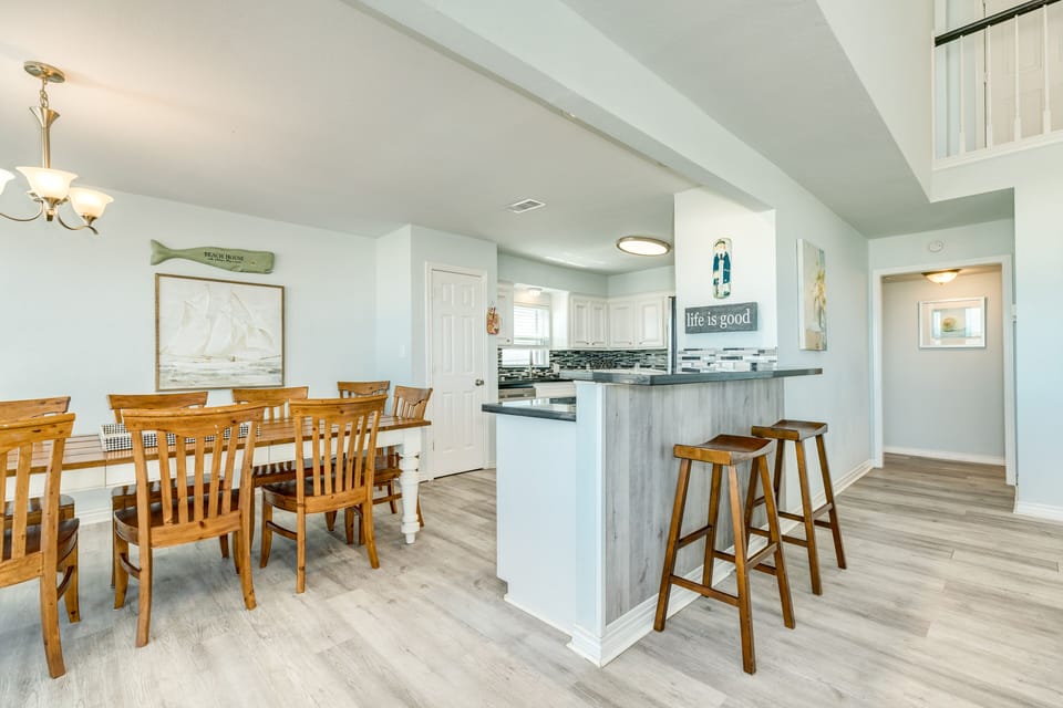 Grab a snack at the breakfast bar with seating 2