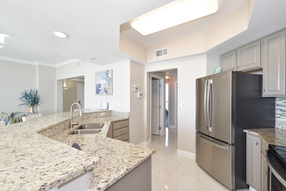 Silver Beach Towers East 504- Fully Equipped Kitchen