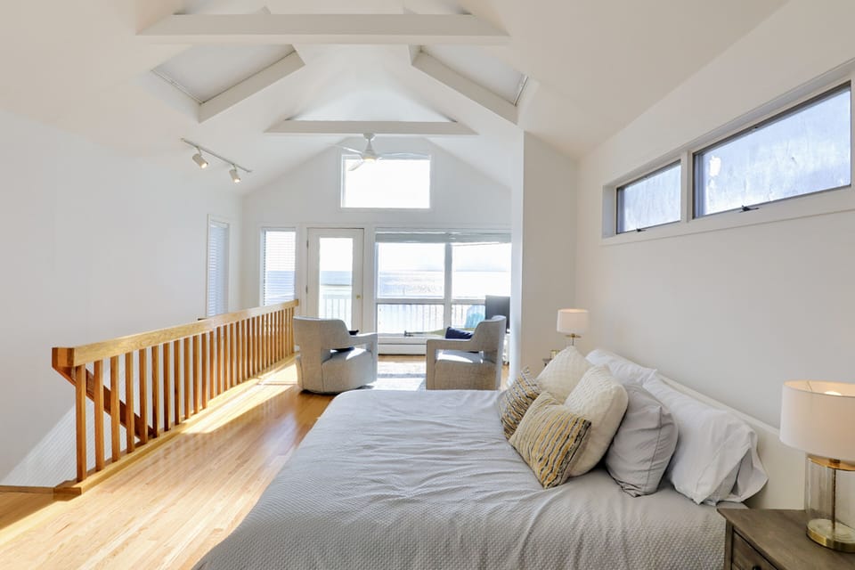 Main bedroom upstairs