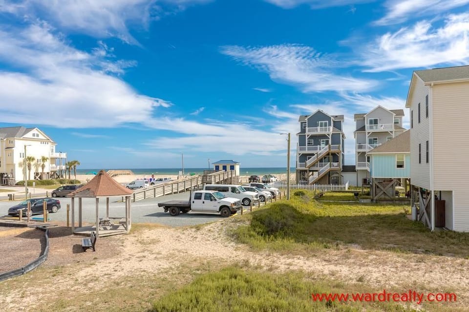 1st Floor Oceanside Covered Deck View
