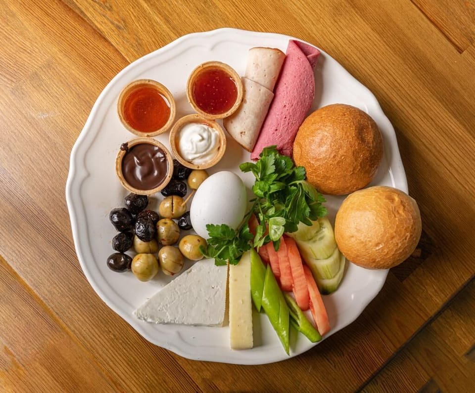 Breakfast meal