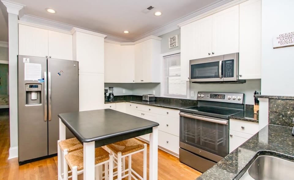 Kitchen II