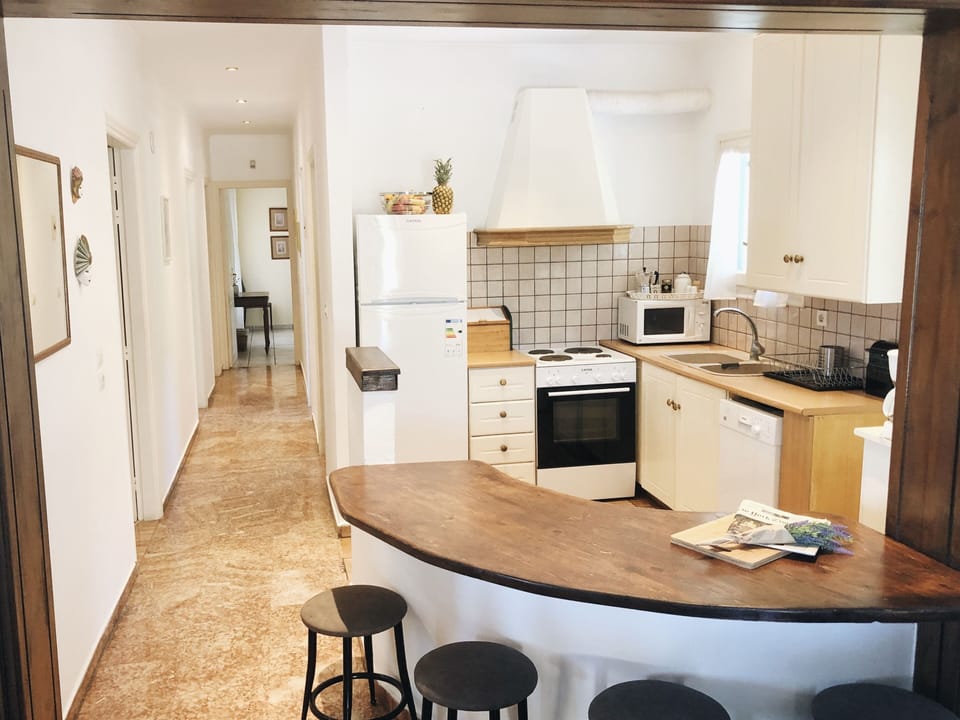 Grand Villa, 4 Bedrooms, Private Pool, Sea View | Private kitchen | Full-size fridge, oven, stovetop, dishwasher