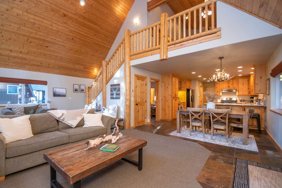 Knotty pine, canned lighting and ceiling fans throughout!