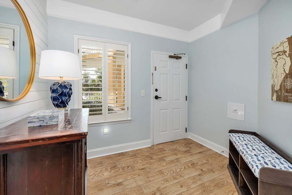 Saint Simons Grand #108  Entry and Foyer