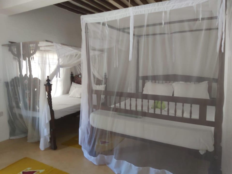 Room, Terrace | Bed sheets