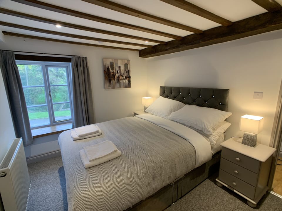 Double Room (Grey Room) | Bed sheets