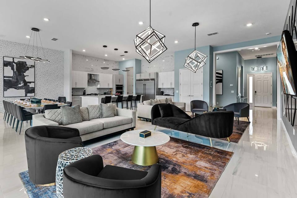 Living Room *Highlight*