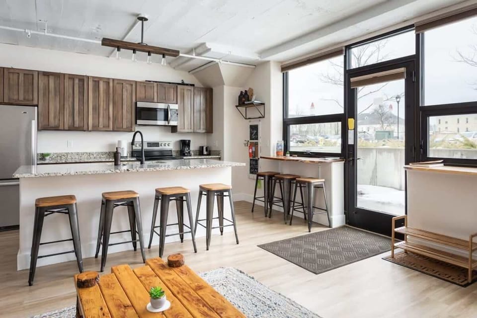 Welcome to Red Drive at the Commons!