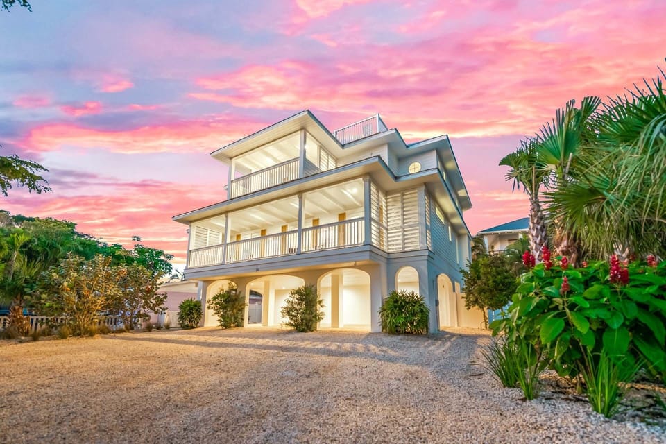 High Tide by Siesta Key Luxury Rental Properties