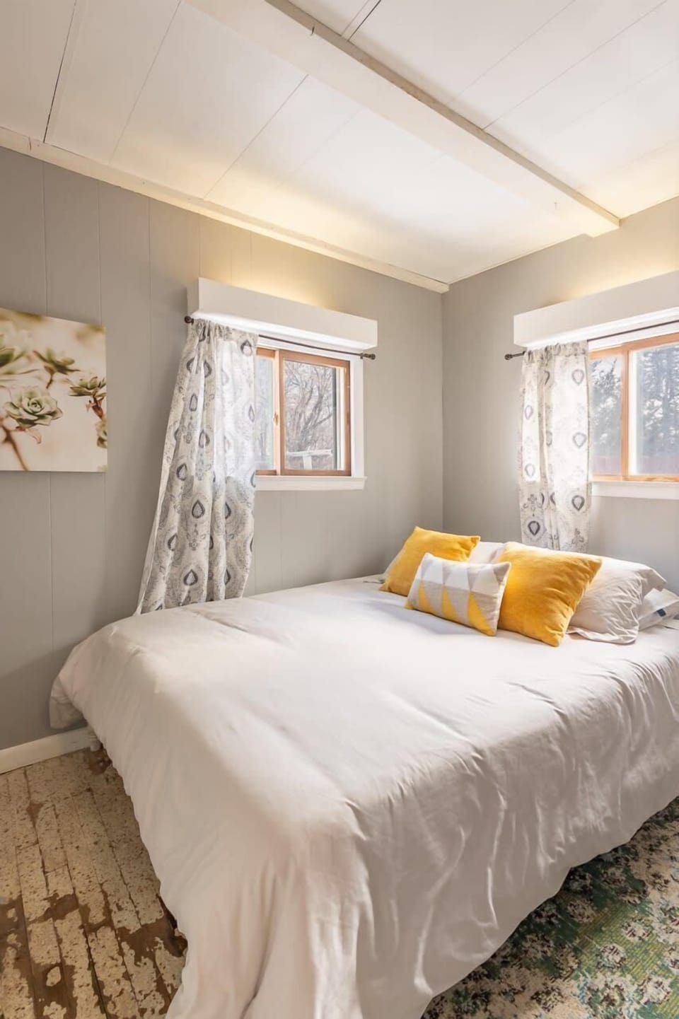Queen Bedroom 2