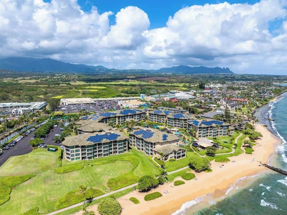Ideally located near restaurants, shopping & Kapaa Bike Path