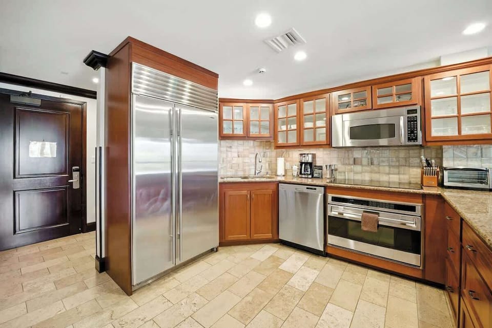 Expansive, fully appointed kitchen—perfect for creating meals and memories