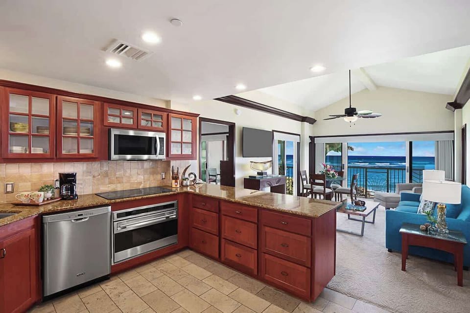 Fully equipped chef's kitchen - cook island-style meals at home