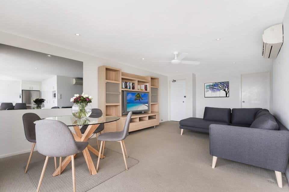 Superior Room, River View | Interior entrance