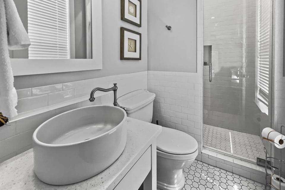 Private bathroom for bunk room