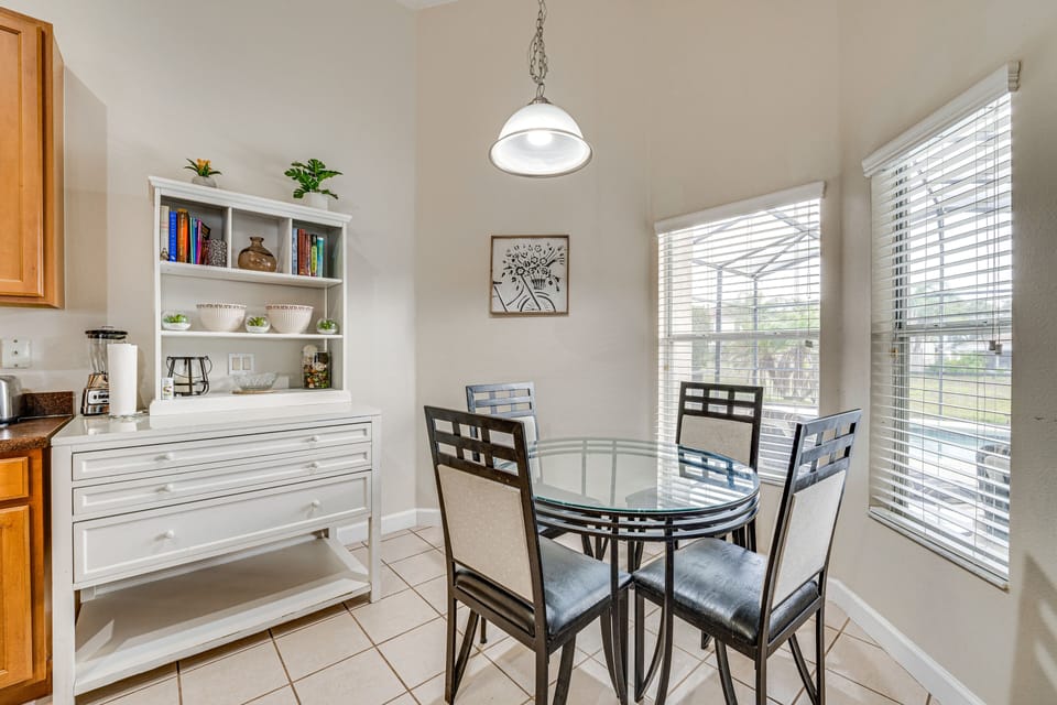 Secondary Dining Area