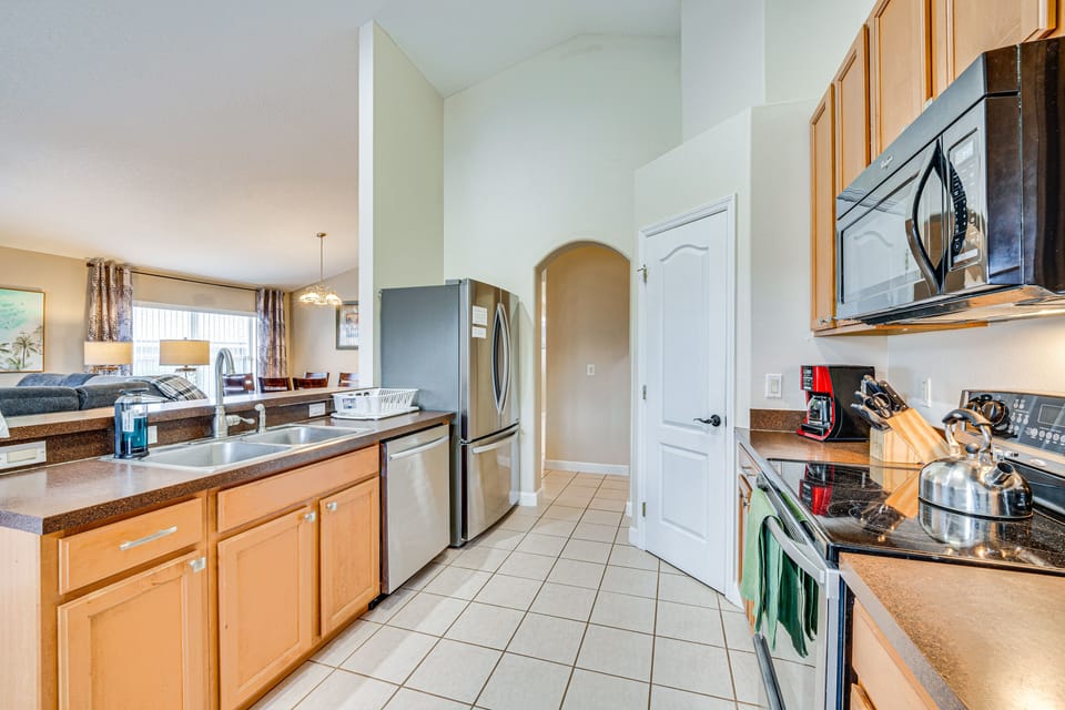 Kitchen | Cooking Basics Supplied