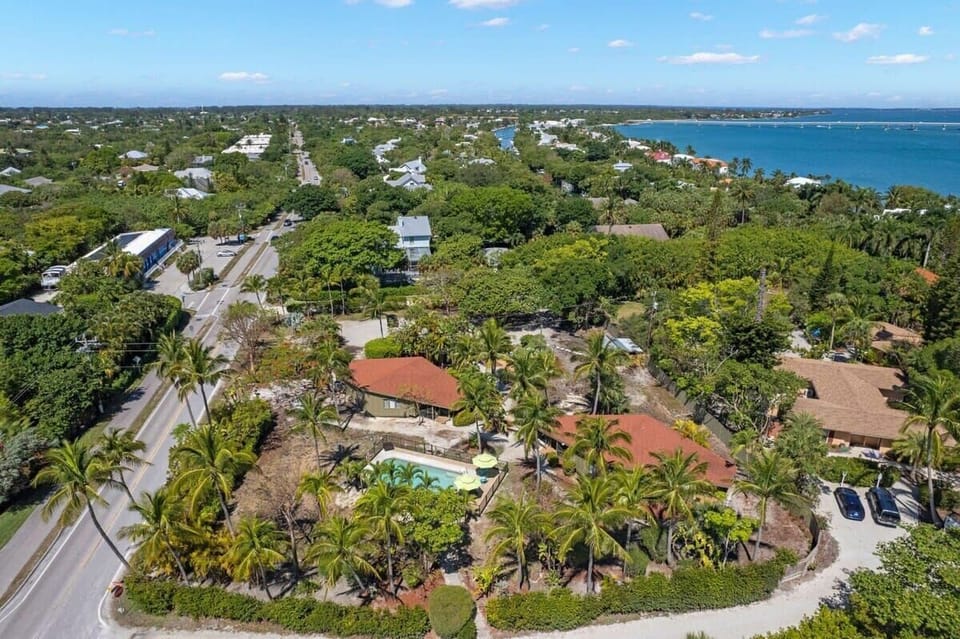 Situated just feet from the Sanibel Lighthouse, Beach, and Bay, you are perfectly positioned to enjoy the ultimate island vacation!
