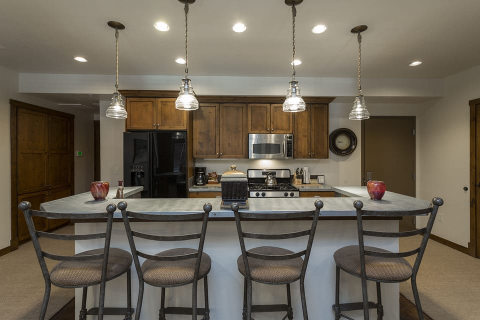 Room, Indoors, Chair, Furniture, Kitchen