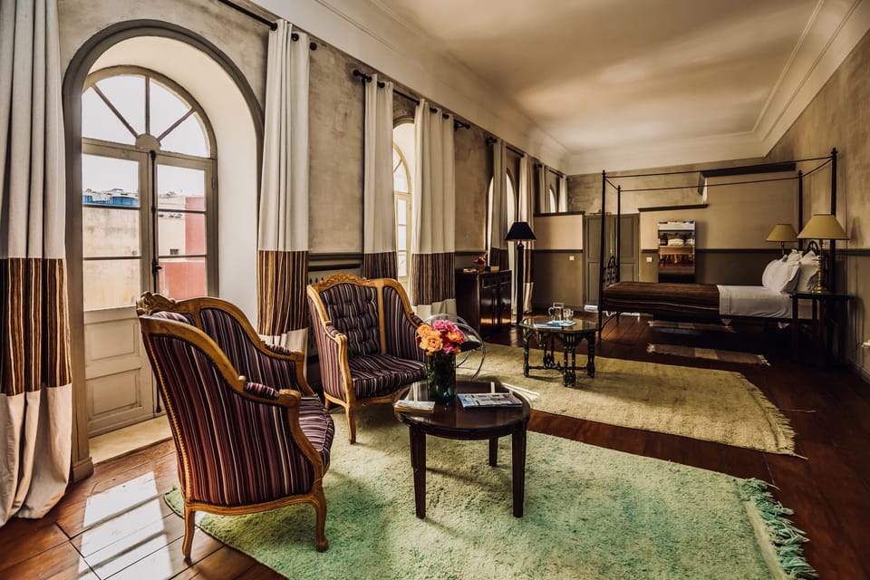 Luxury Suite | Egyptian cotton sheets, in-room safe, individually decorated